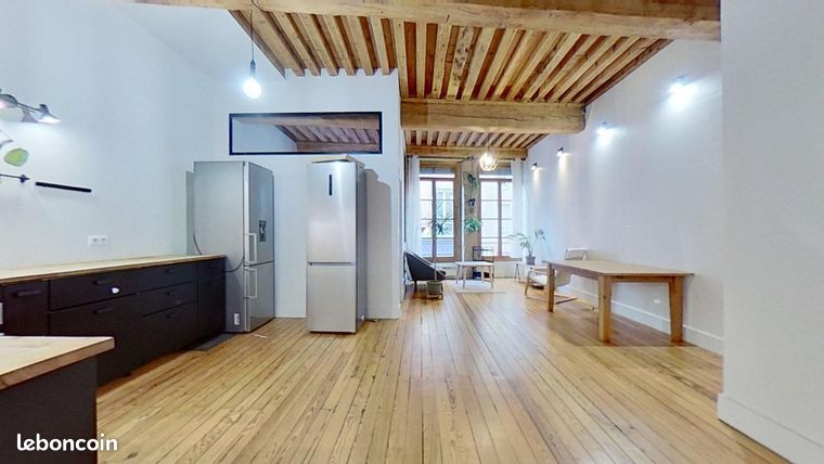 Appartement 2 pièces 67 m² — 2