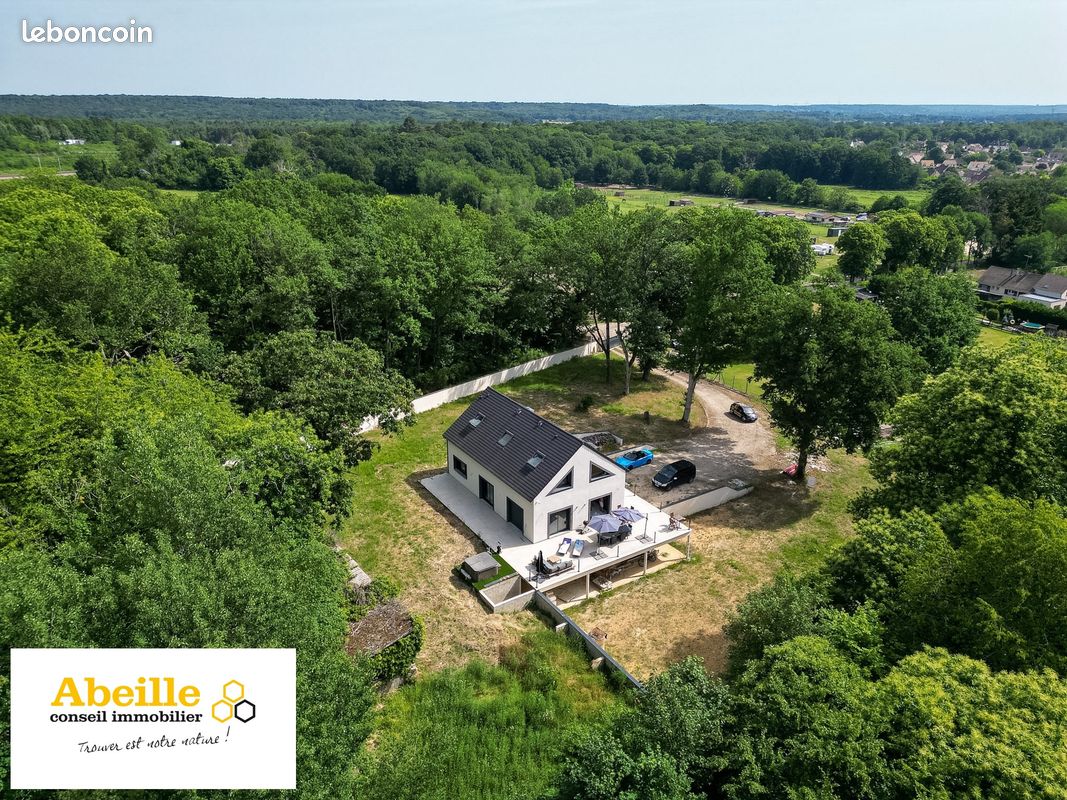 Maison 9 pièces 185 m² · à Angervilliers · 185 m² · 629 000 €