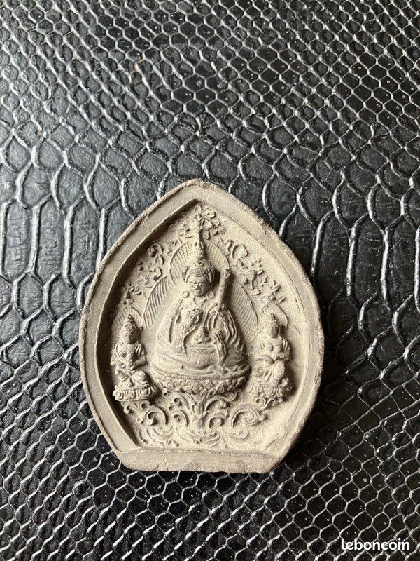 Statuette ancienne bouddhiste (image 1)
