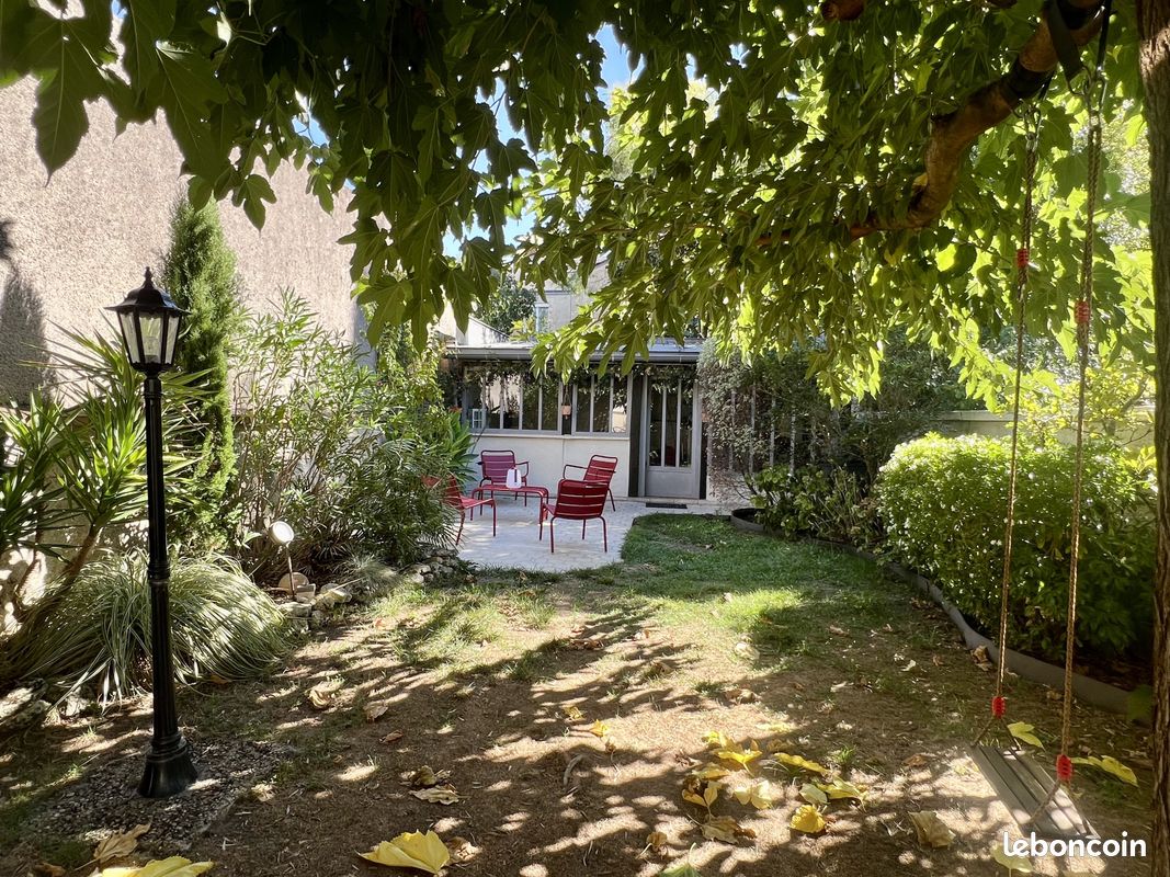 Maison 5 pièces 145 m² · à Tours · 145 m² · 582 400 €