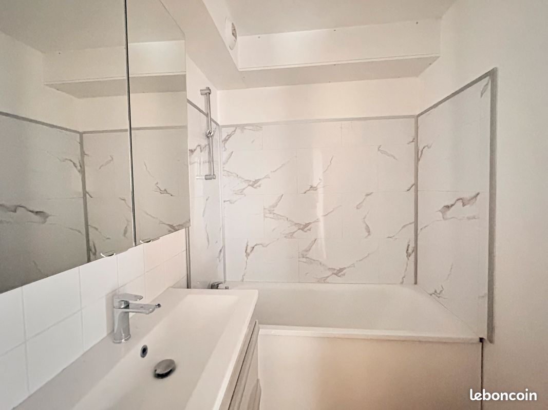 Appartement 3 pièces 52 m² · à Amiens · 52 m² · 790 €