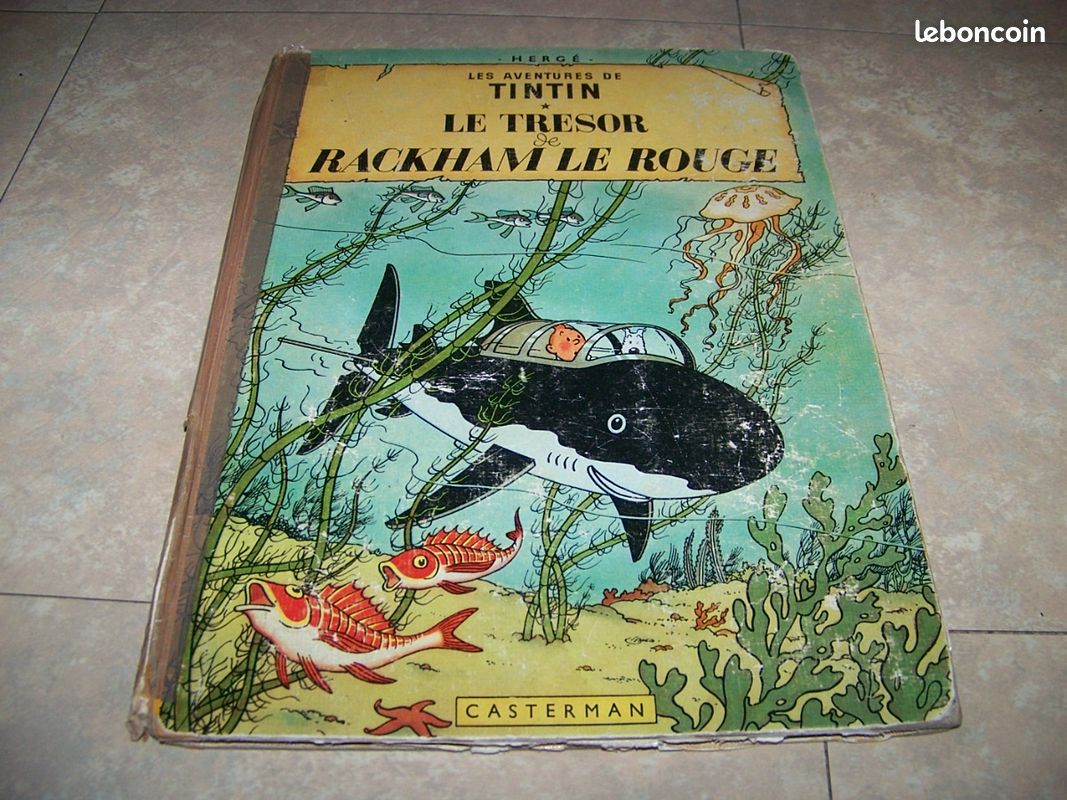 Álbum francés de Tintín con Le Trésor de Rackham le Rouge