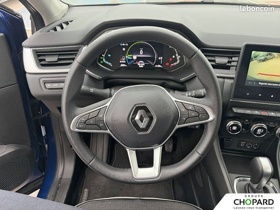 RENAULT Captur E-Tech hybride 145 Techno (image 16)