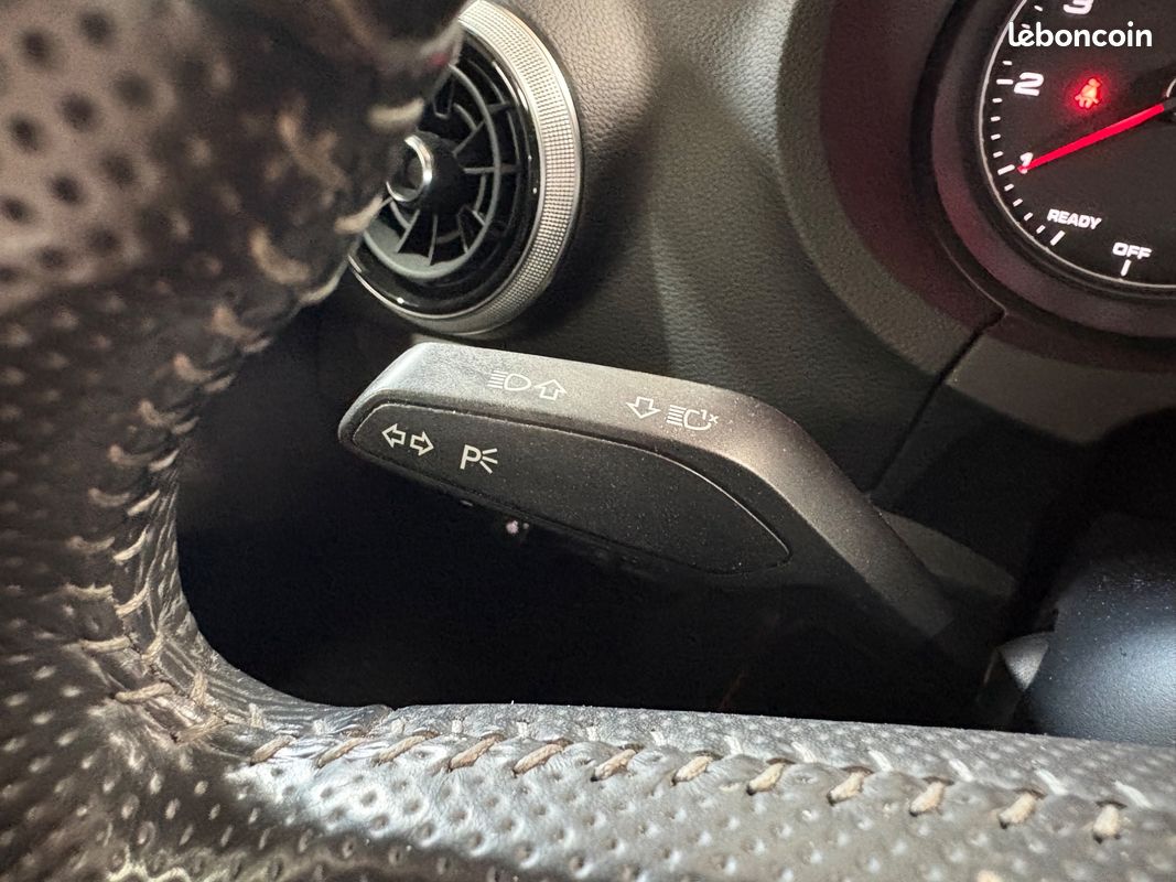 AUDI A3 1.5 TFSI 150 CH S-LINE / RADARS ARR / REGULATEUr (image 29)