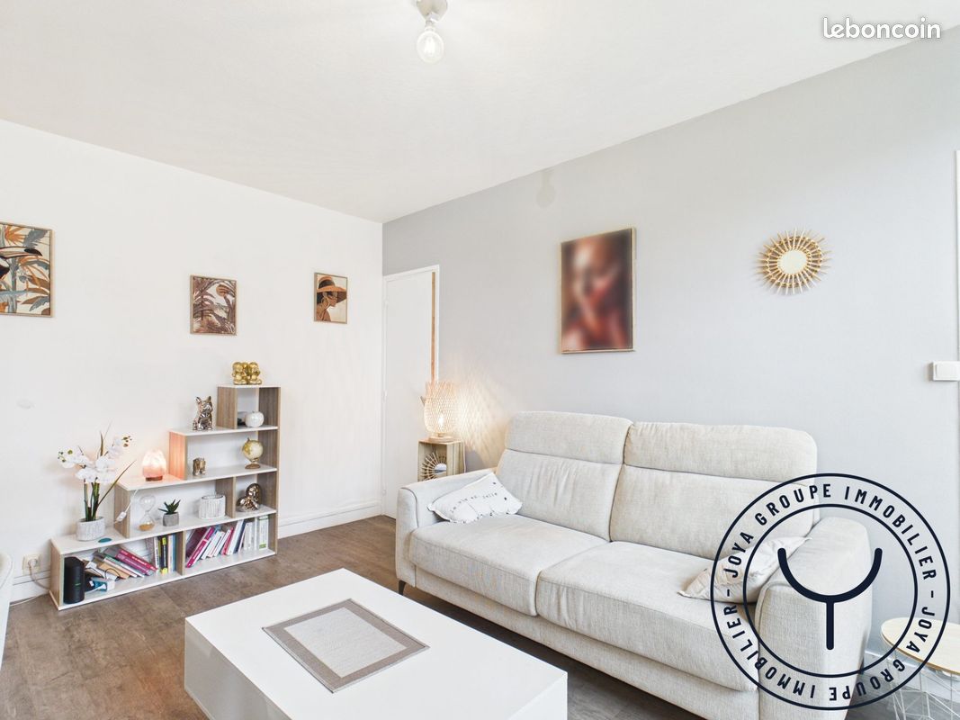 Appartement 2 pièces 42 m² · à Sainte-Savine · 42 m² · 590 €/mois
