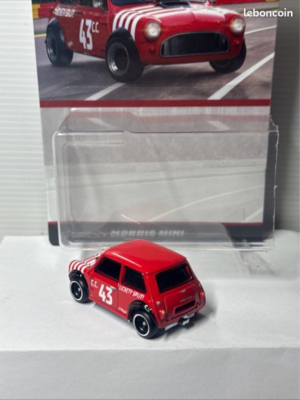 Hot Wheels 2pack Morris Mini & 67 Austin Mini Pickup - Échelle 1/64 - Neuf 2025