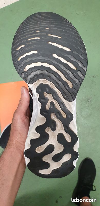 Nike React Flyknit noir/blanc – Pointure 43 (image 7)