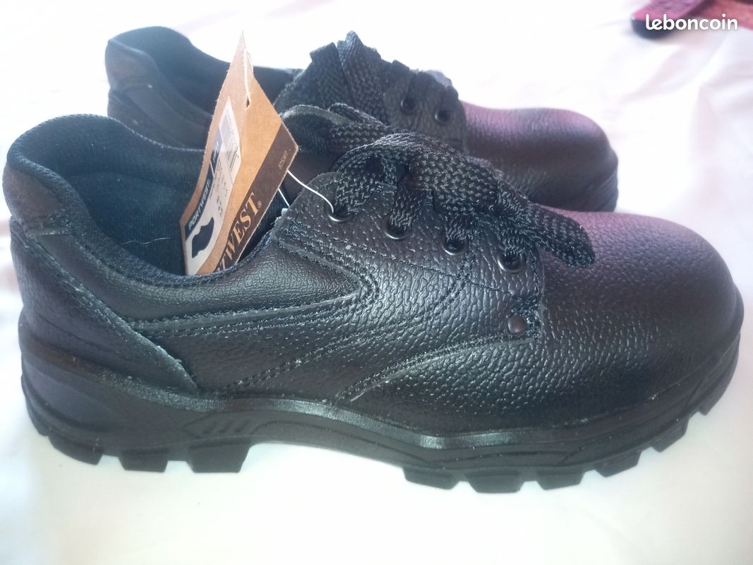 Chaussures de sécurité neuves? T40 (image 1)