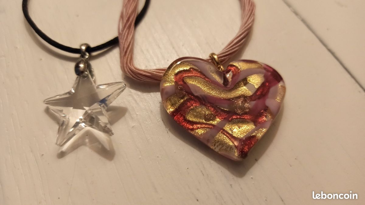 Lot de 2 colliers : étoile transparente + coeur rose verre soufflé murrano (image 1)