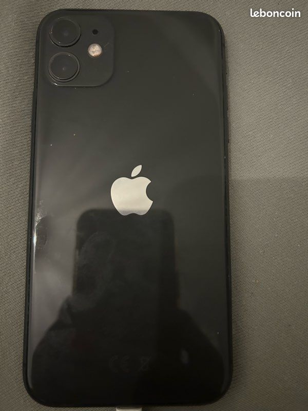 IPhone 11 Noir 128go (image 3)