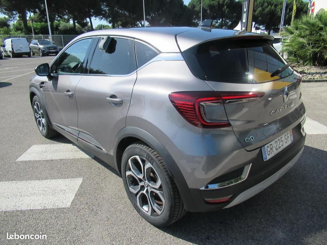 Renault Captur E-Tech full hybrid 145 Techno (image 8)