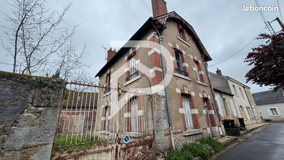 Maison 5 pièces 105 m² · à Valloire-sur-Cisse · 105 m² · 82 800 €