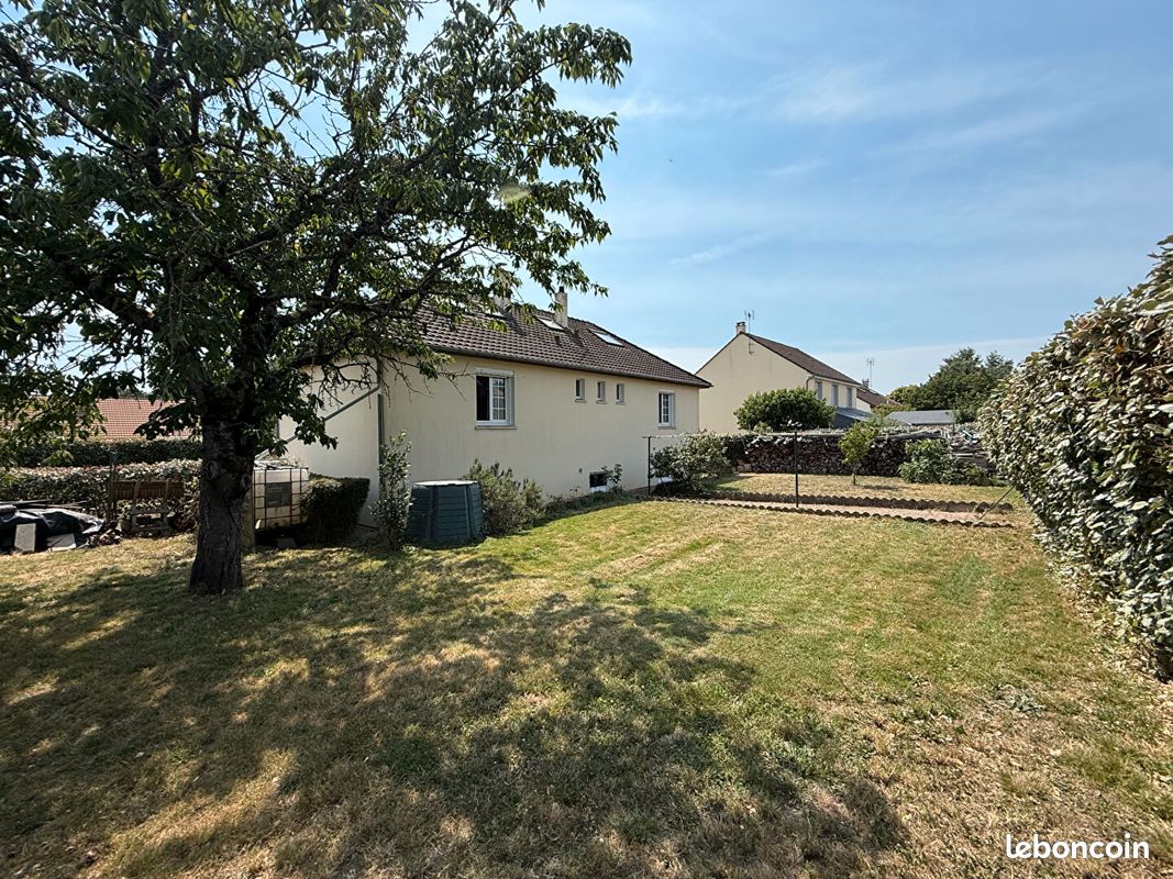 Maison 4 pièces 109 m² · à Auvers-le-Hamon · 109 m² · 191 160 €