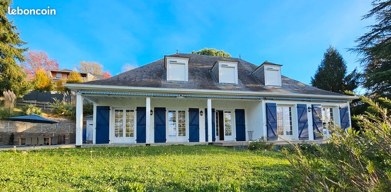 Maison 8 pièces avec piscine - SERRES MORLAAS