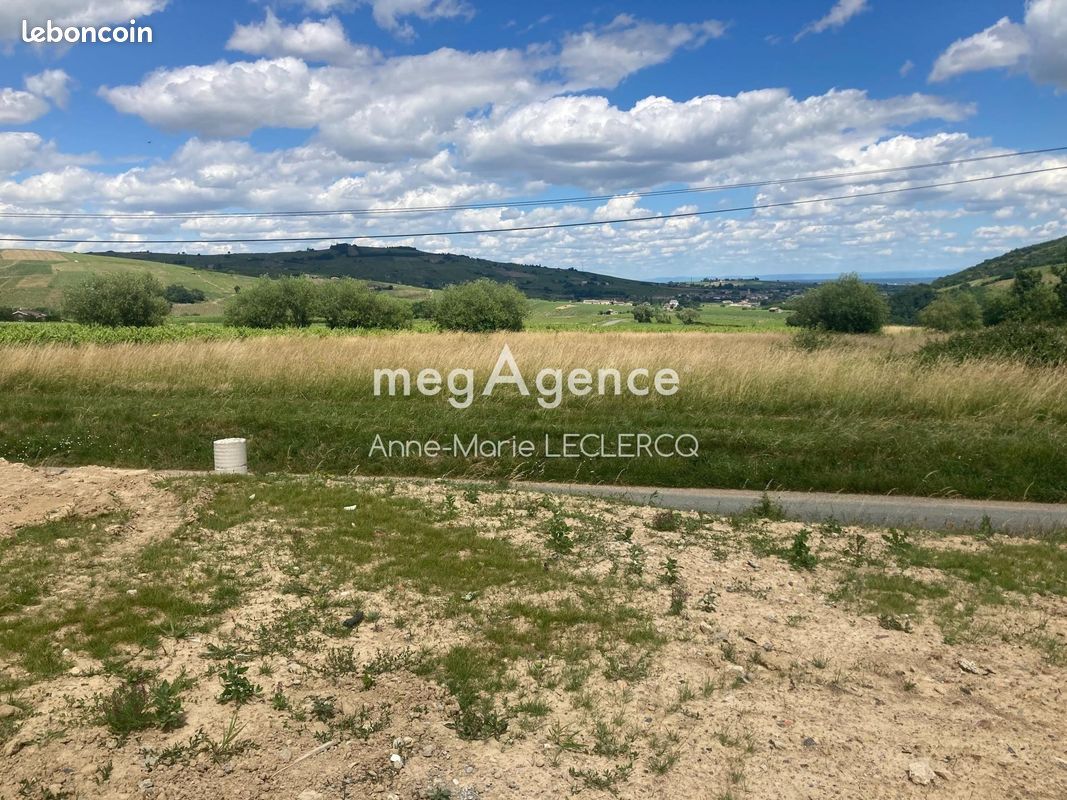 Maison 4 pièces 110 m² · à Émeringes · 110 m² · 285 000 €