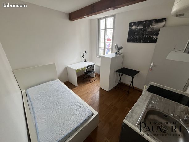 Studio 1 pièce 15 m²