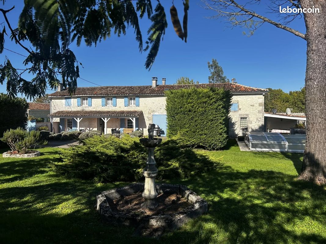 Maison 6 pièces 129 m² · à Pons · 129 m² · 325 000 €