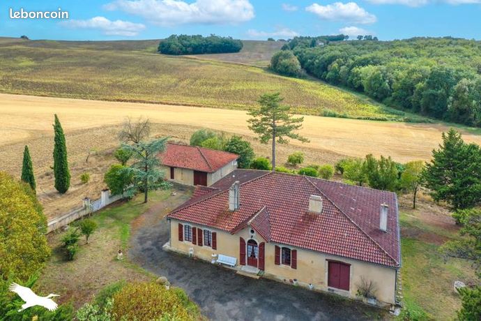 Maison 6 pièces 195 m²