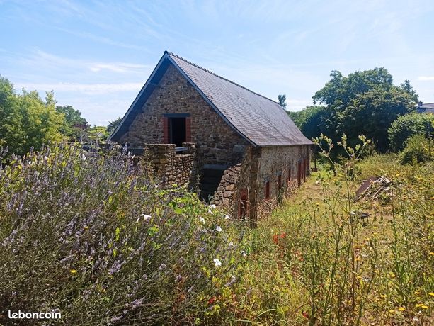 Longère 2 pièces 210 m²