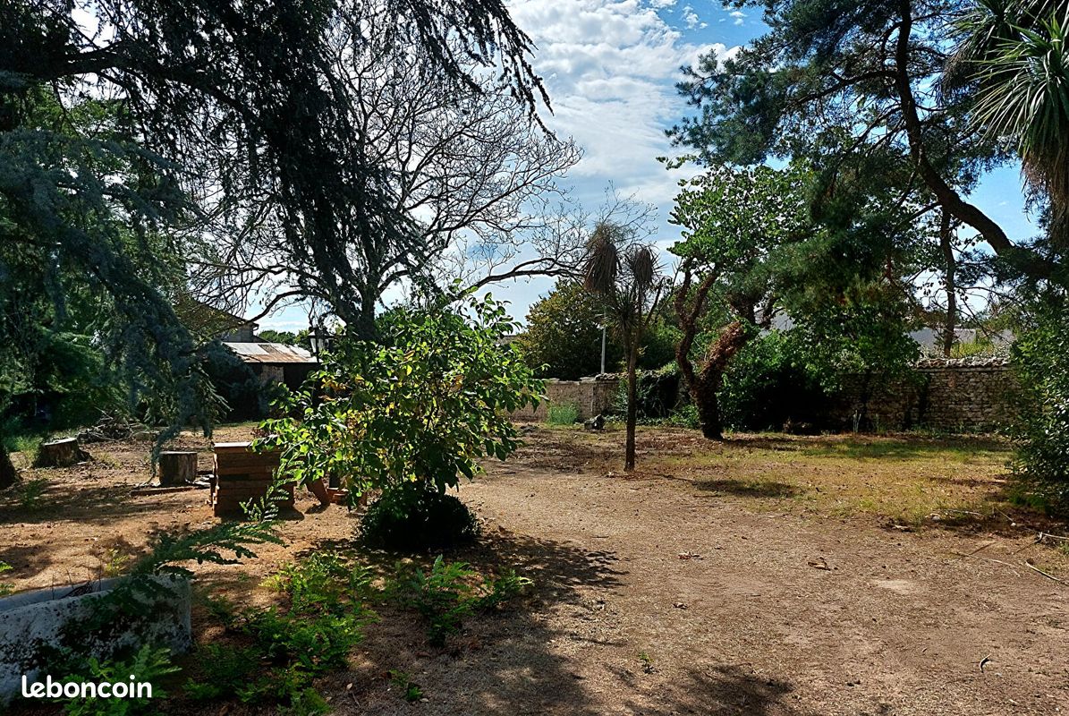 Terrain 544 m² · à Corme-Royal · 544 m² · 59 365 €