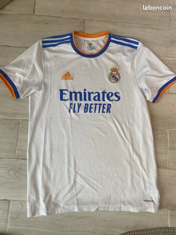 Lot de maillots de foot Adidas du Real de Madrid (image 5)