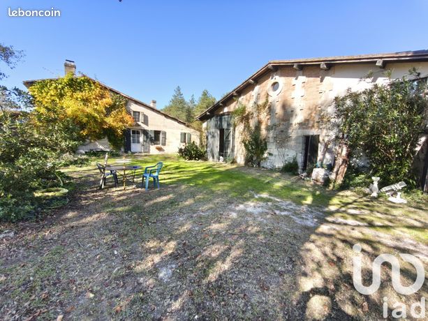 Propriété 8 pièces 240 m²