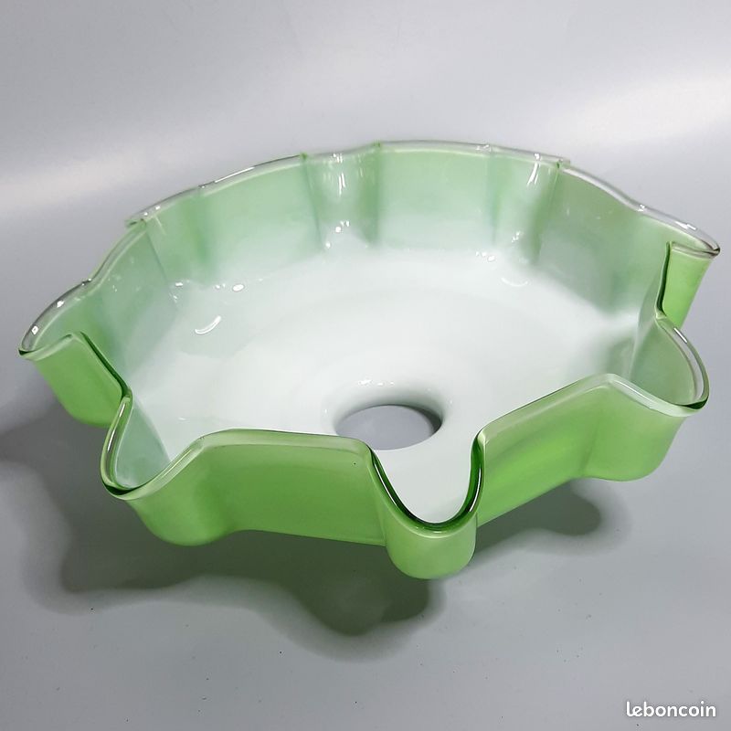 Petite Lampe Avec Abat-jour En Verre Opalin – Ouraline Fluorescente, Petit Jour, Vintage