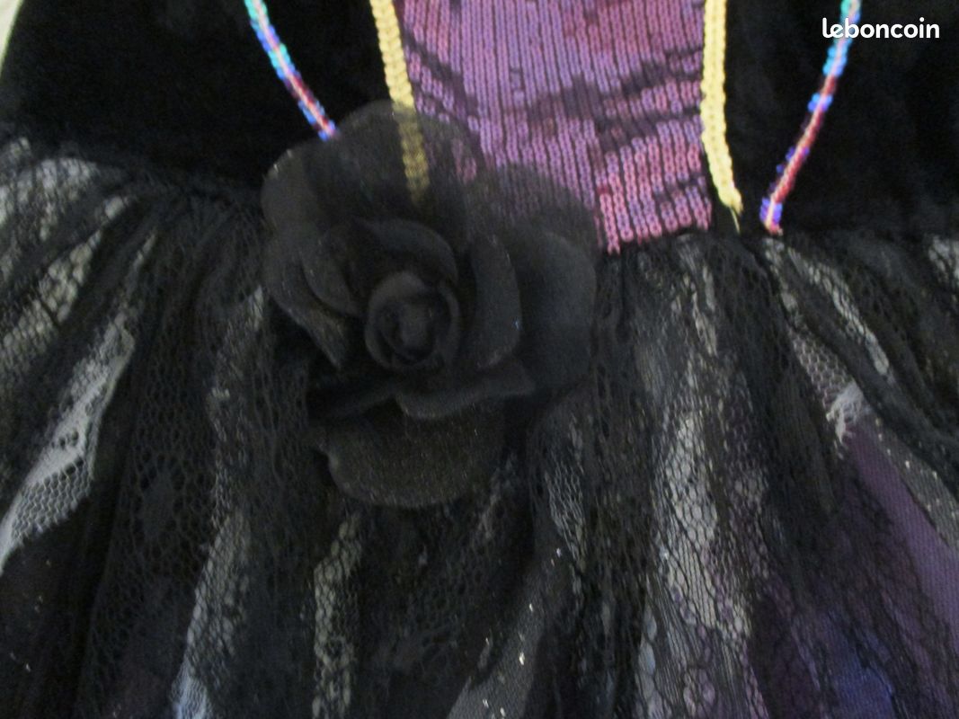 Adorable déguisement d'Halloween de sorcière taille 7/8 ans de marque anglaise TU (image 5)