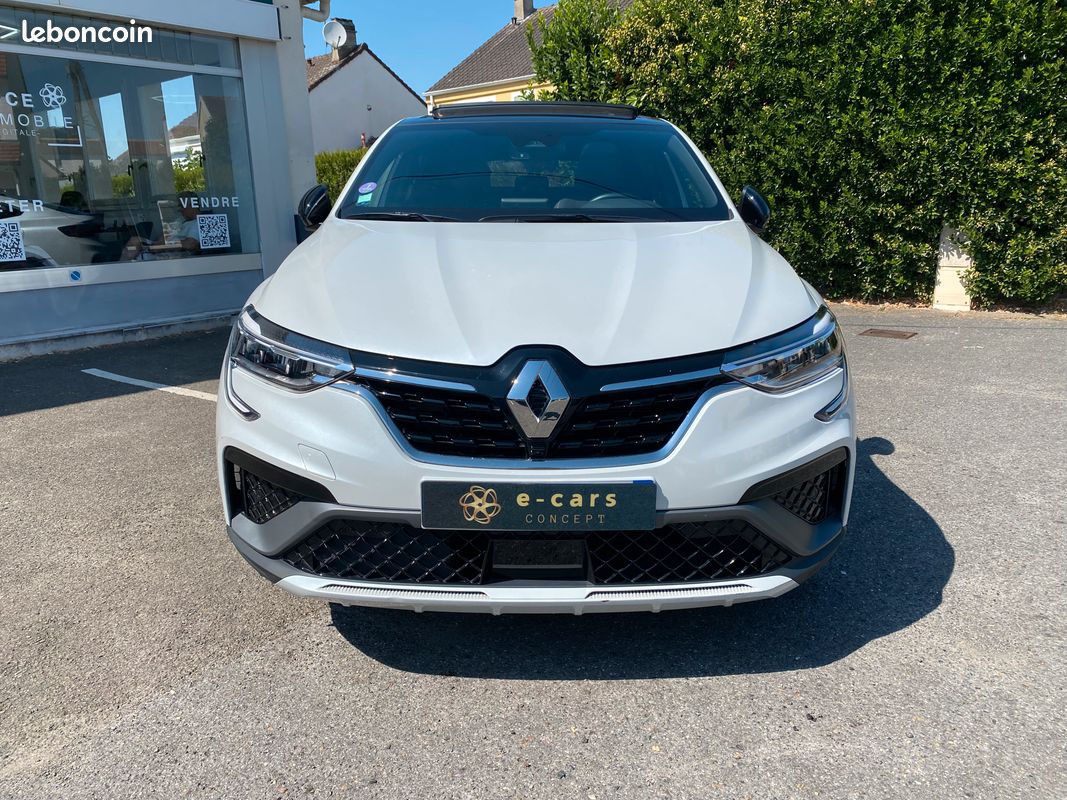 RENAULT Arkana RS Line E-TECH 1.6 145 Hybrid Boîte auto (image 8)