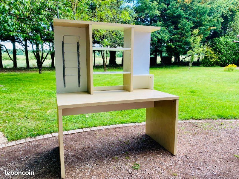 Bureau fonctionnel (image 3)
