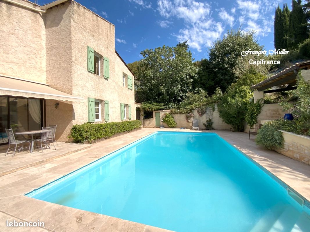Maison 7 pièces 163 m² · à Manosque · 163 m² · 527 000 €