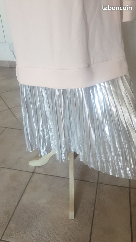 Robe longue Asos neuve rose et argentée Vêtements