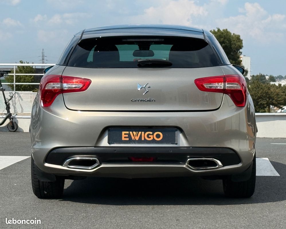 DS DS 5 1.6 THP 155CV SOCHIC BVA - MOTEUR A CHAINE - TOIT PANORAMIQUe (image 18)