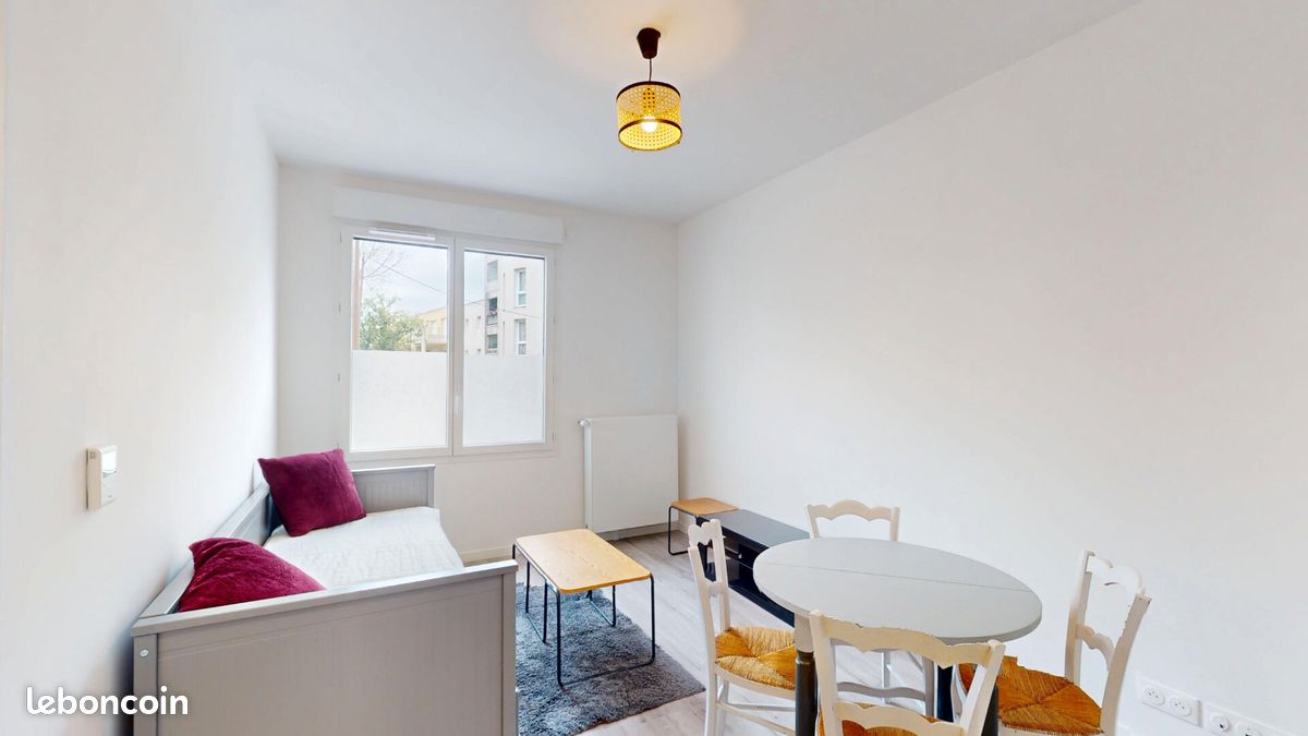 Appartement 1 pièce 28 m² · à Châtenay-Malabry · 28 m² · 859 €/mois