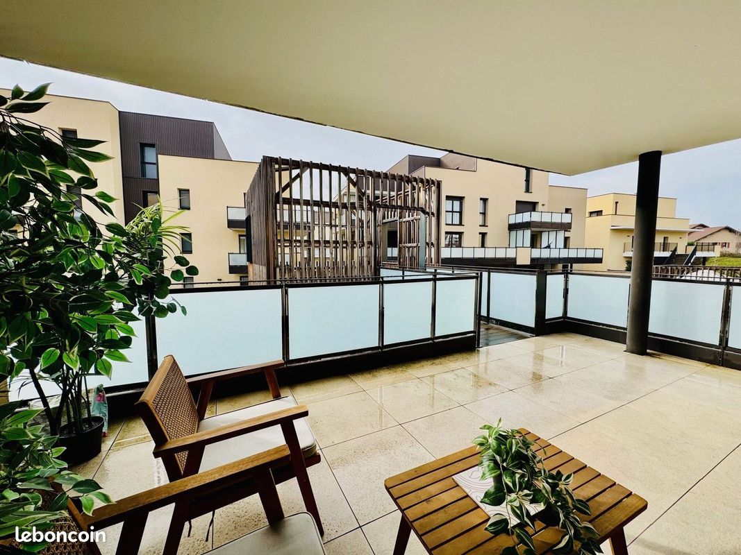 Appartement 3 pièces 67 m² · à Ferney-Voltaire · 67 m² · 1 258 €/mois