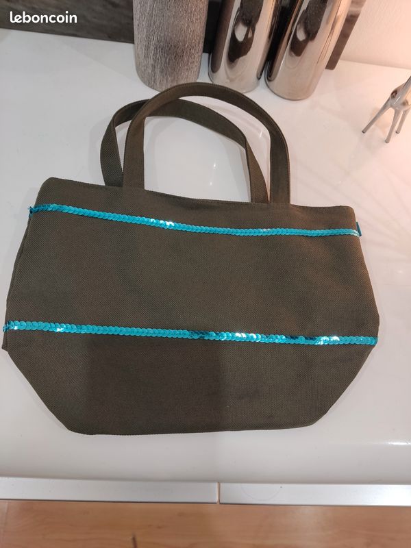 Petit sac maquillage C. COBSON (image 1)