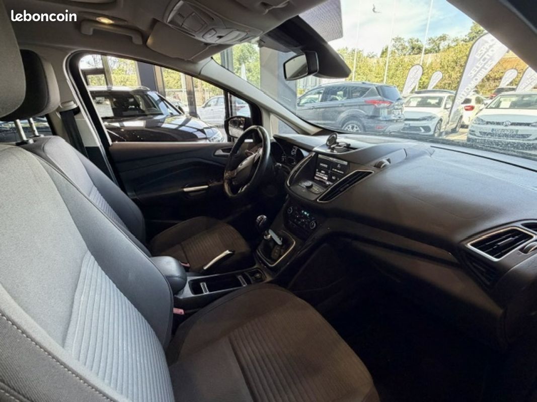 FORD C-MAX 1.0 EcoBoost 125 SS Titanium (image 10)