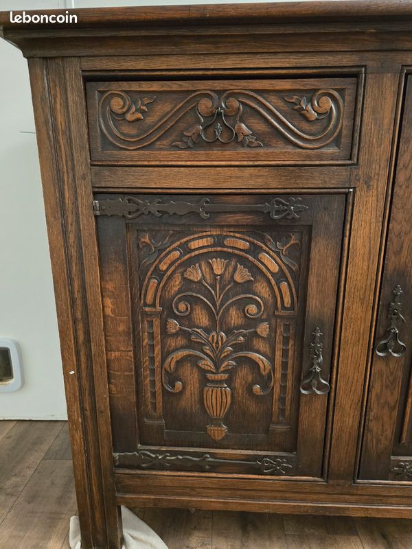 Buffet sculpté renaissance espagnole (image 2)