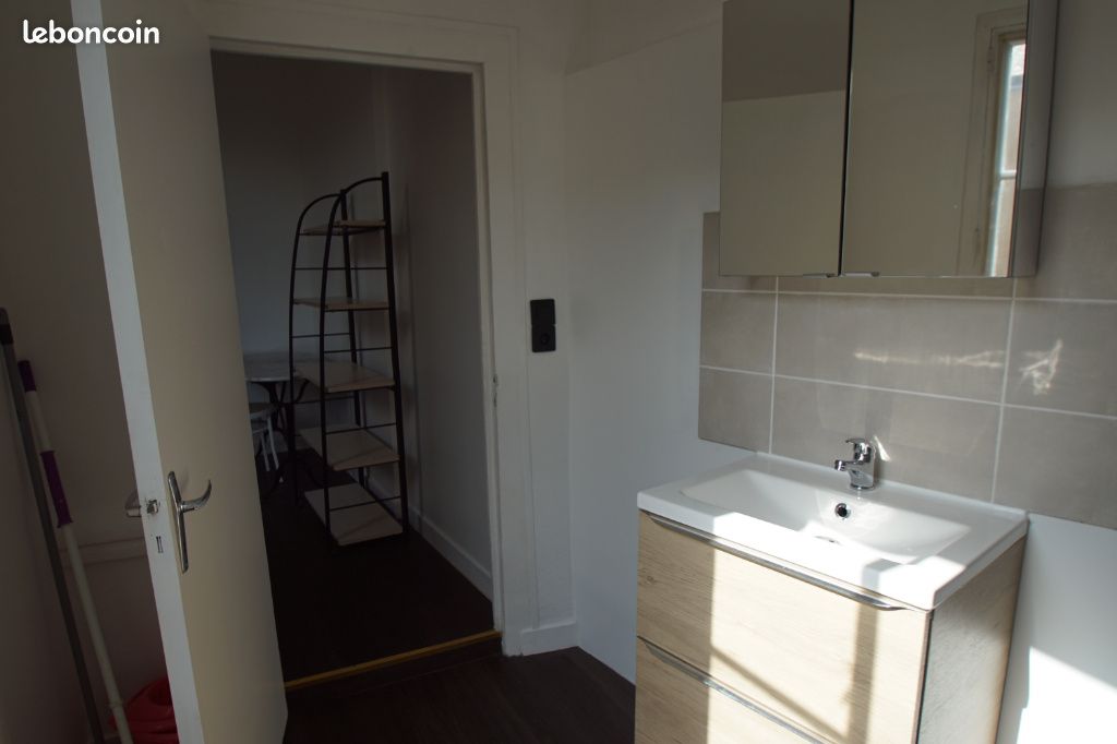 Studio 1 pièce 23 m² - Poitiers 86000 (image principale 3)