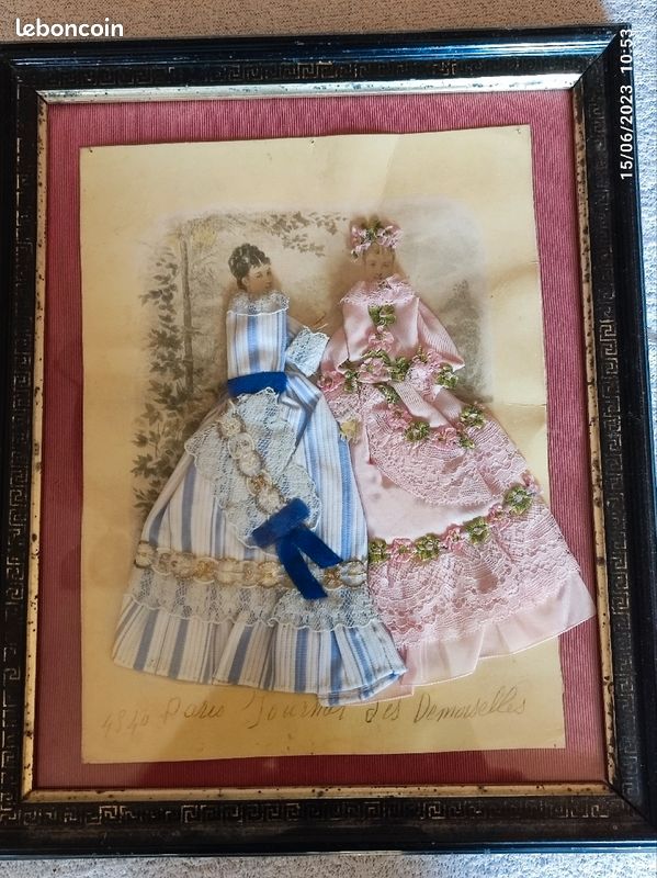 Tableau 'femmes du xviii eme' avec vêtements ,dentelles reelles (image 1)