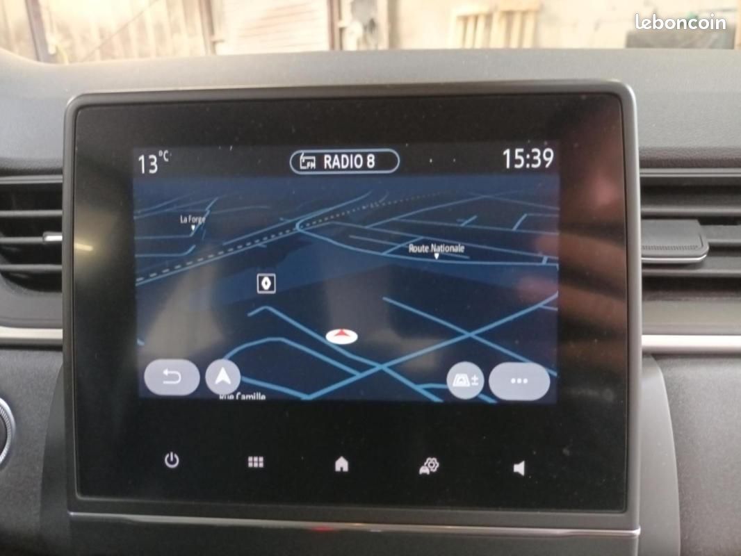 Renault Captur E-Tech 145 - 21 Business (image 16)
