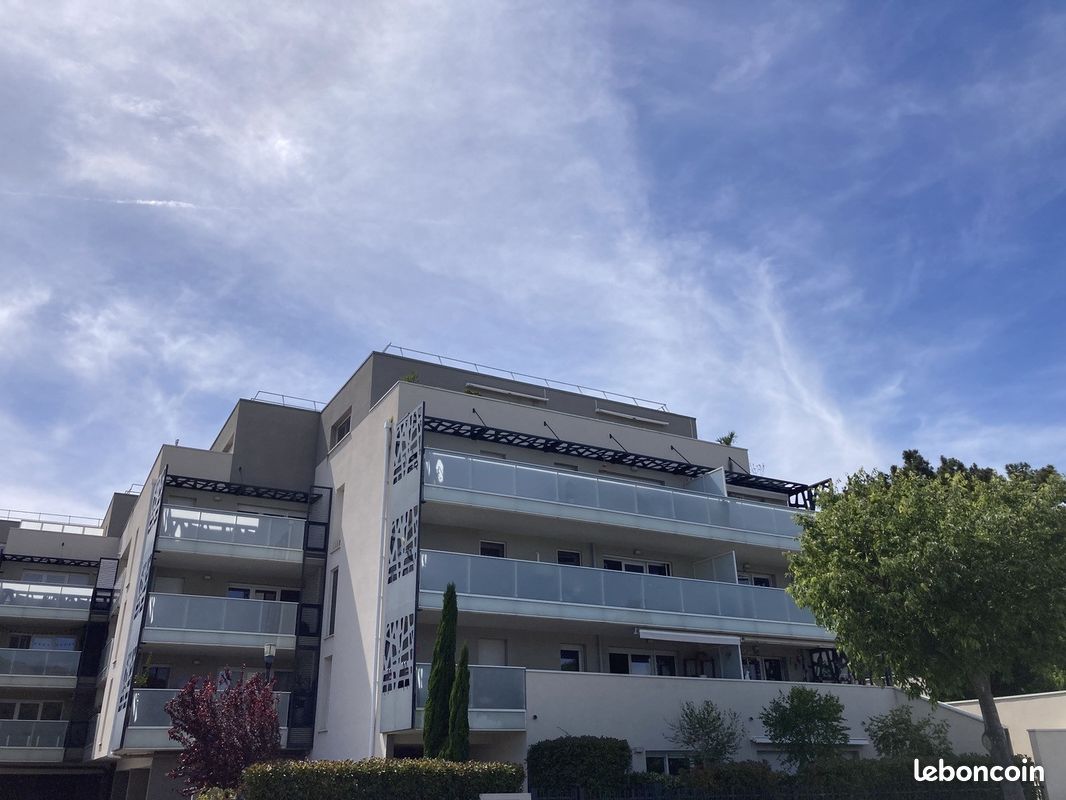 Appartement 2 pièces 44 m² · à Istres · 44 m² · 182 000 €