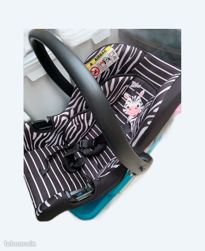Coque voiture pour bébé (image 1)