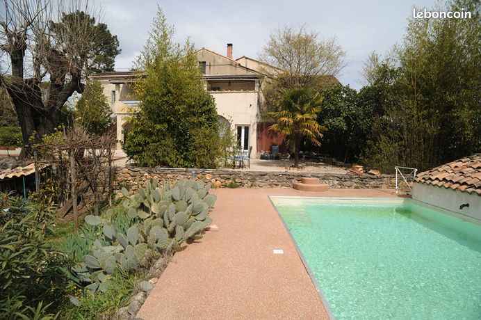 Mas 6 pièces 141 m²