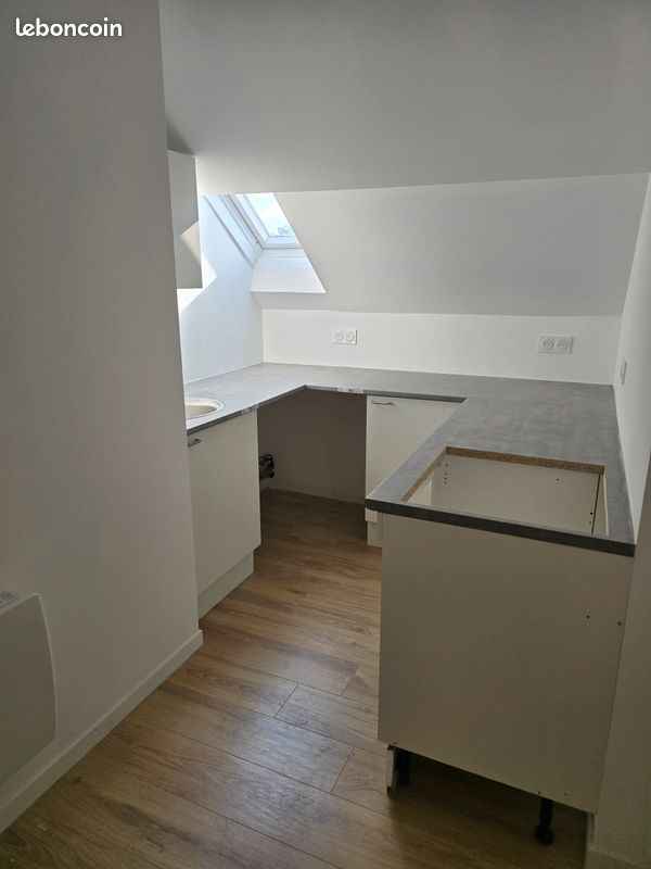 Immeuble 12 pièces 310 m² · à Creil · 310 m² · 830 000 €