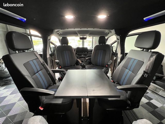 đ 56 950 FORD TRANSIT CUSTOM Sport 170 BVA8 â CABINE MODULABLE 2 Ă 7 PLACES â TVA RĂCUPĂRABLE â DISPONIBLE (image 7)