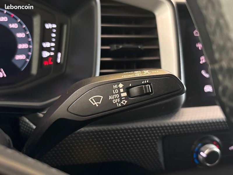Audi A1 sportback 25 TFSI Advanced 2 1.0 95 ch (image 19)