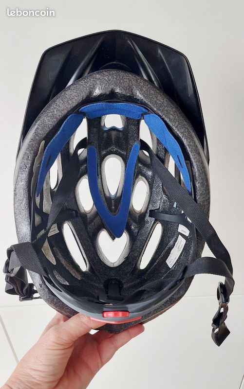 Casque Bell Pour Vélo, Roller Ou Skate – Bleu/noir/blanc, Très Bon état
