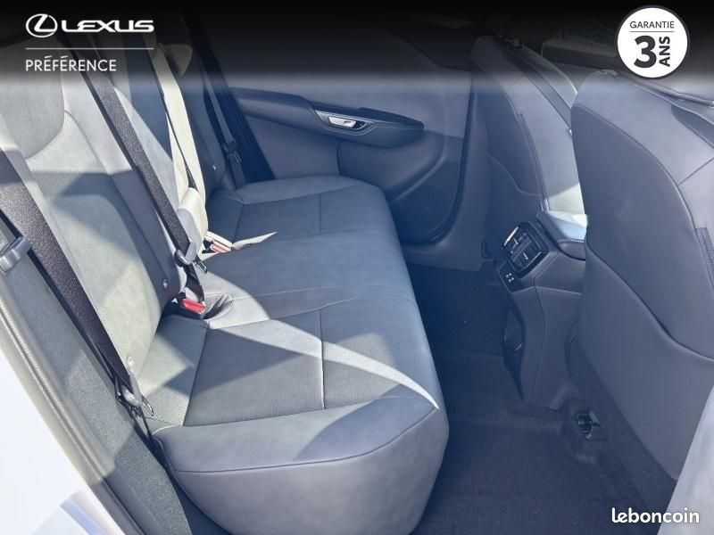 Lexus RZ 350e Luxe MC26 (image 17)