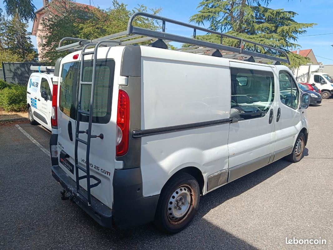 OPEL VIVARO L2H1 2.5 CDTI 145cv (image 2)